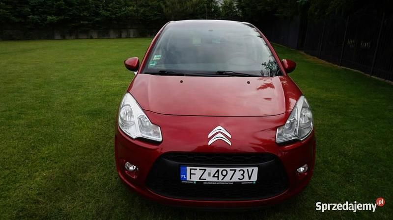 Używany Citroën C3 93 KM (68 kW) 2010 Bordowy Hatchback
