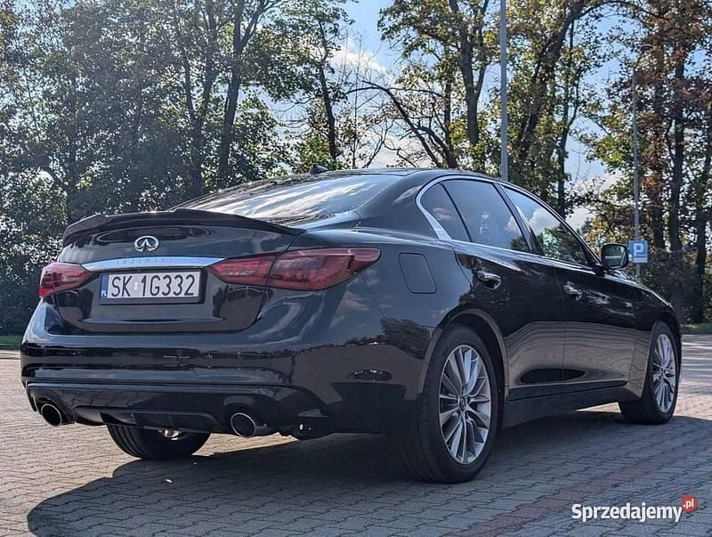 Czarny Używany 2017 Infiniti Q50 Sedan/Limuzyna | 57 900 zł - Obraz 1/4
