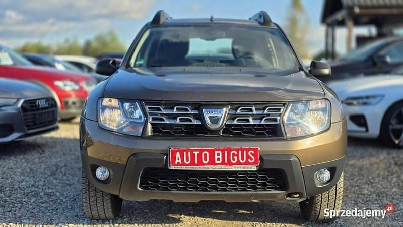 Brązowy Używany 2017 Dacia Duster SUV | 41 800 zł (Uczciwa cena) - Obraz 1/4