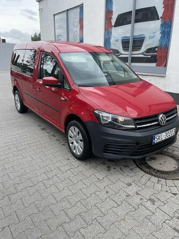 Używany VW Caddy Maxi 2016 Czerwony Minivan