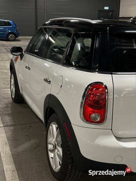 Biały Używany 2012 Mini Countryman SUV | 35 000 zł (Drogi) - Obraz 1/4
