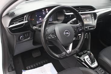 Używany Opel Corsa Elegance 100 KM (73 kW) 2021 Biały Hatchback