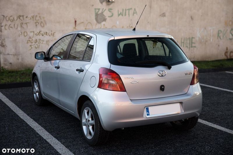 Toyota yaris ii