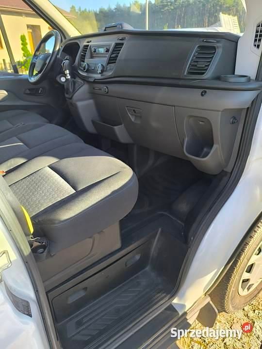 Używany Ford Transit 2020 Biały Sedan/Limuzyna