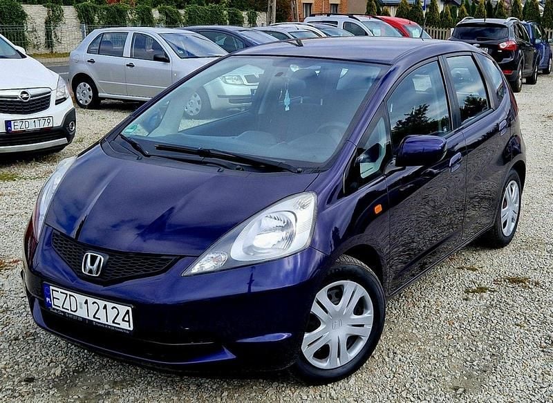 Fioletowy (metalik) Używany 2009 Honda Jazz Hatchback | 15 900 zł (Uczciwa cena) - Obraz 1/4