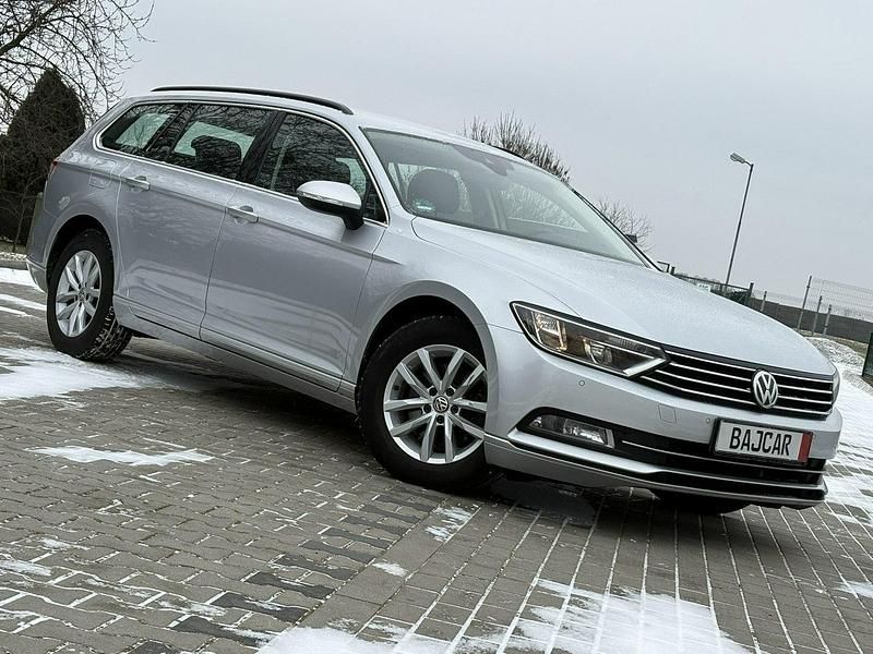 Używany VW Passat 150 KM (110 kW) 2018 Srebrny (metalik) Kombi