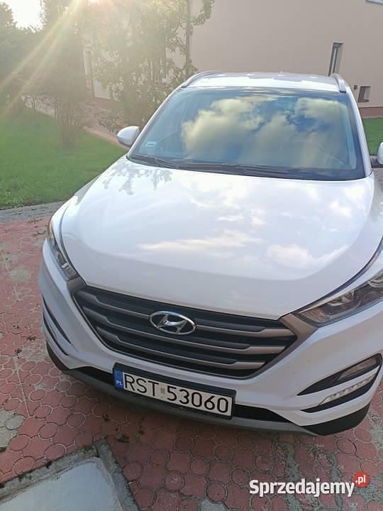 Biały Używany 2017 Hyundai Tucson SUV | 59 500 zł (Dobra cena) - Obraz 1/4