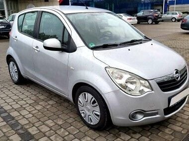 Używany Opel Agila Enjoy 86 KM (63 kW) 2008 Srebrny Hatchback