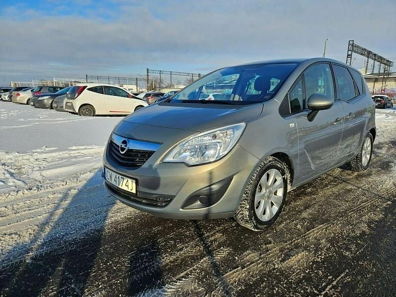 Używany Opel Meriva 120 KM (88 kW) 2012 Szary (metalik) Minivan