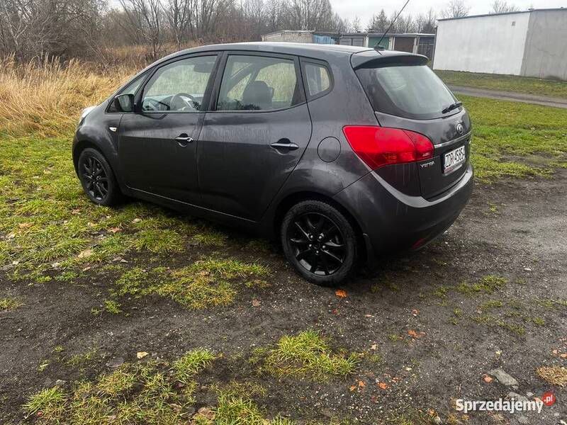 Używany Kia Venga 2015 Szary Hatchback