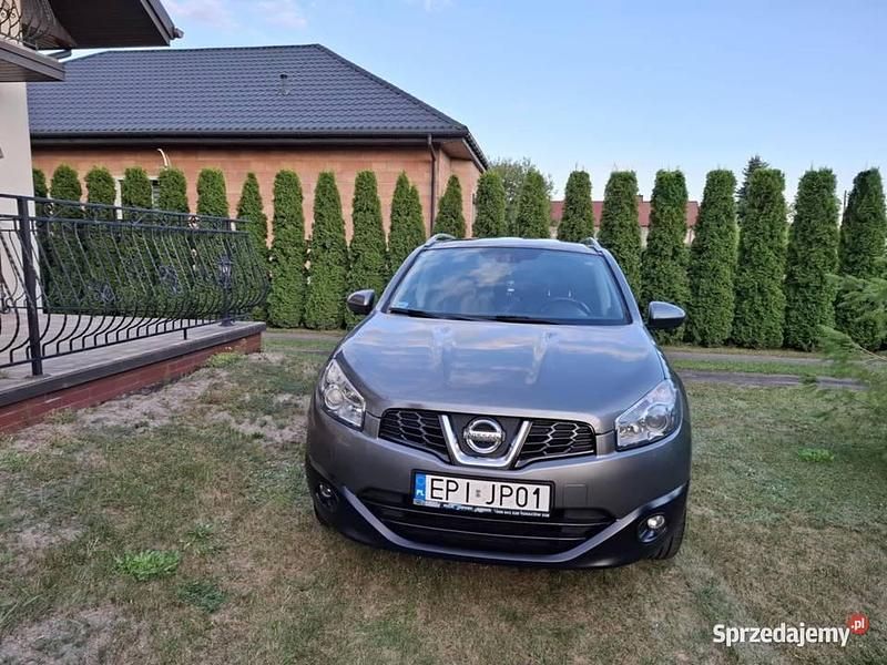 Szary Używany 2011 Nissan Qashqai SUV | 25 000 zł (Uczciwa cena) - Obraz 1/4