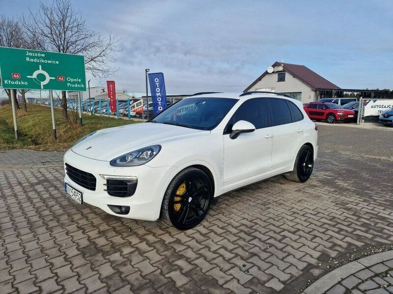 Biały Używany 2015 Porsche Cayenne SUV | 149 999 zł - Obraz 1/4