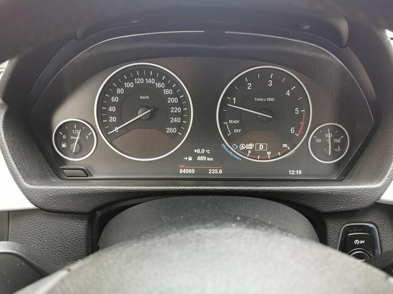 Używany BMW 320 190 KM (139 kW) 2019 Czarny Kombi