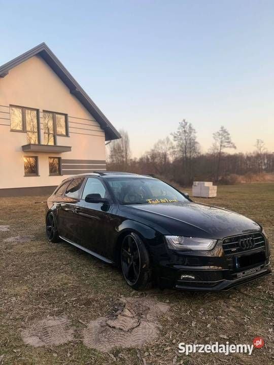 Używany 2012 Audi A4 Kombi | 99 000 zł - Obraz 1/4