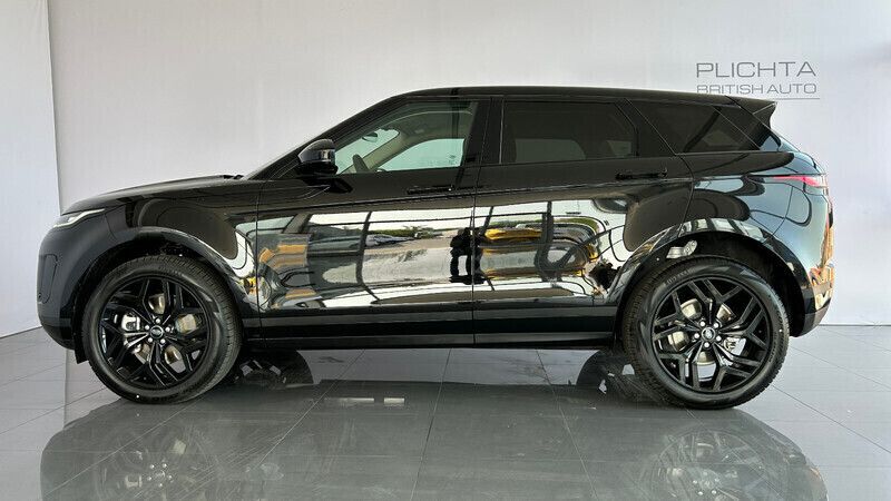 Używany Land Rover Range Rover evoque SE 2023 Santorini black SUV