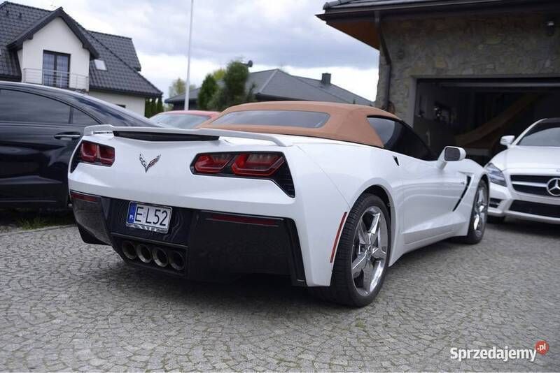 Biały Używany 2014 Corvette C7 Kabriolet | 195 000 zł - Obraz 1/4