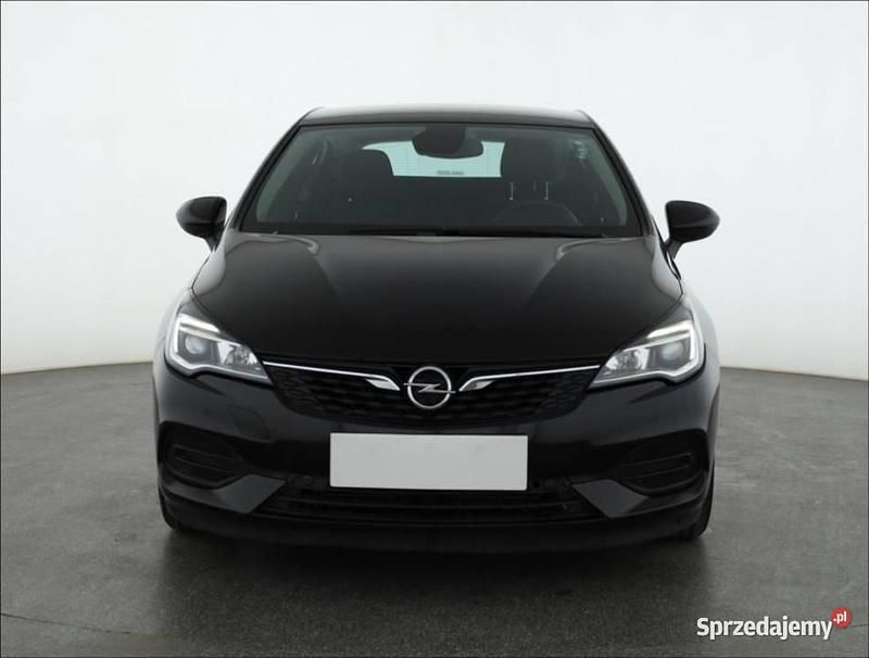 Czarny Używany 2020 Opel Astra Hatchback | 44 499 zł (Uczciwa cena) - Obraz 1/4