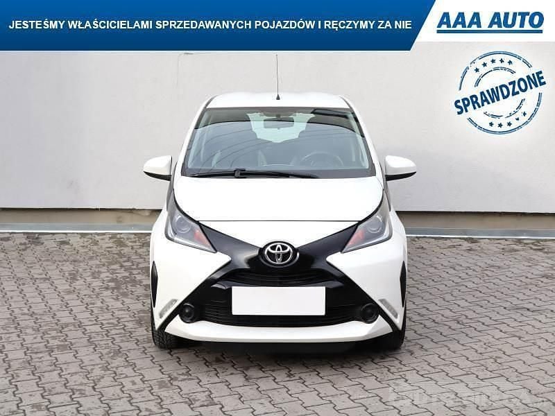 Używany Toyota Aygo 2014 Biały Hatchback