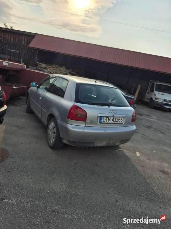Srebrny Używany 1998 Audi A3 Hatchback | 2450 zł (Dobra cena) - Obraz 1/4