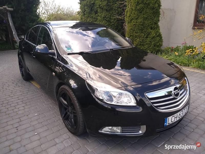Czarny Używany 2011 Opel Insignia Sedan/Limuzyna | 26 500 zł (Uczciwa cena) - Obraz 1/4
