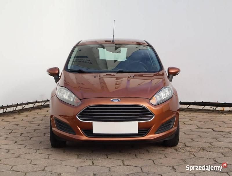 Brązowy Używany 2015 Ford Fiesta Hatchback | 16 999 zł (Dobra cena) - Obraz 1/4