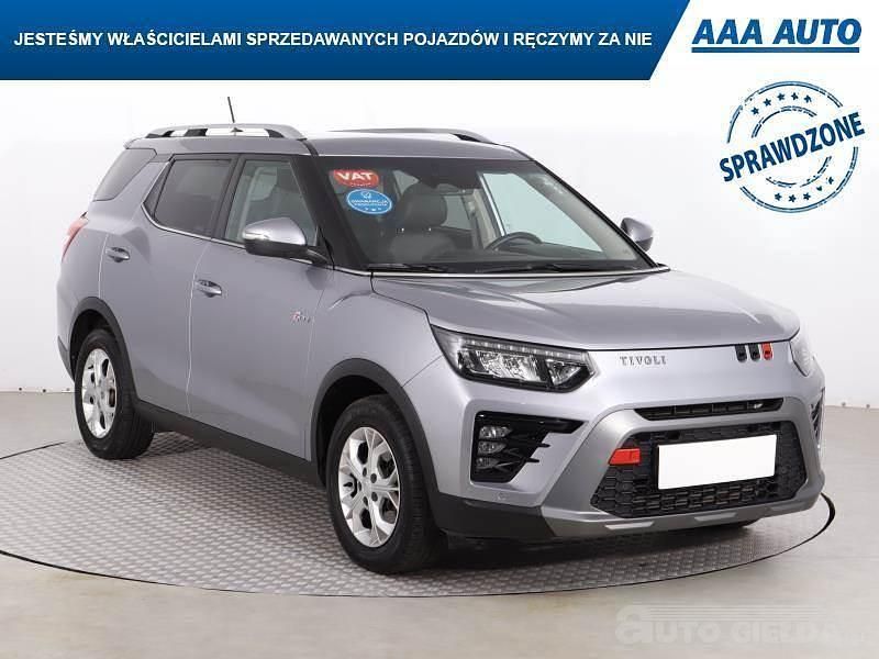 Używany Ssangyong (KGM) Tivoli 163 KM (119 kW) 2023 Szary SUV