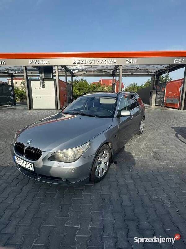 Używany BMW 535 2007 Srebrny Sedan/Limuzyna