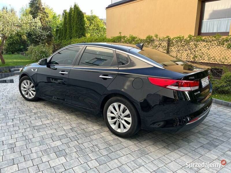 Czarny Używany 2018 Kia Optima 2 Sedan/Limuzyna | 45 000 zł - Obraz 1/4