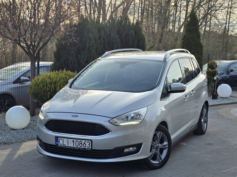 Używany Ford Grand C-Max Titanium 120 KM (88 kW) 2017 Srebrny Minivan