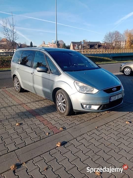 Srebrny Używany 2007 Ford Galaxy Ghia Minivan | 17 000 zł (Dobra cena) - Obraz 1/4