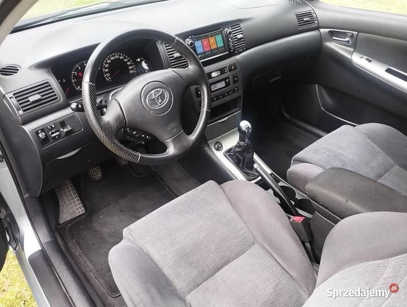 Szary Używany 2002 Toyota Corolla Hatchback | 4950 zł (Uczciwa cena) - Obraz 1/4