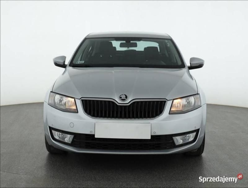 Srebrny Używany 2014 Skoda Octavia Hatchback | 27 999 zł (Dobra cena) - Obraz 1/4