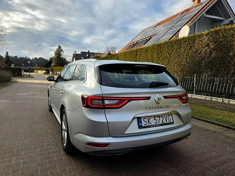 Używany Renault Talisman 160 KM (117 kW) 2018 Srebrny (metalik) Kombi