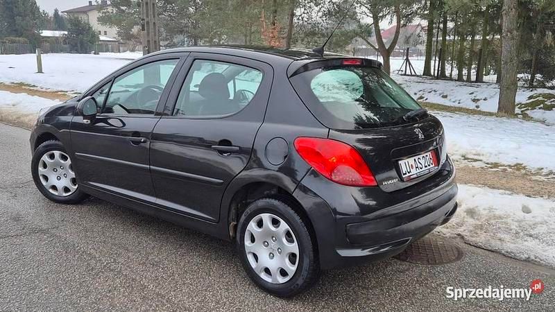 Czarny Używany 2009 Peugeot 207 Hatchback | 12 800 zł (Uczciwa cena) - Obraz 1/4