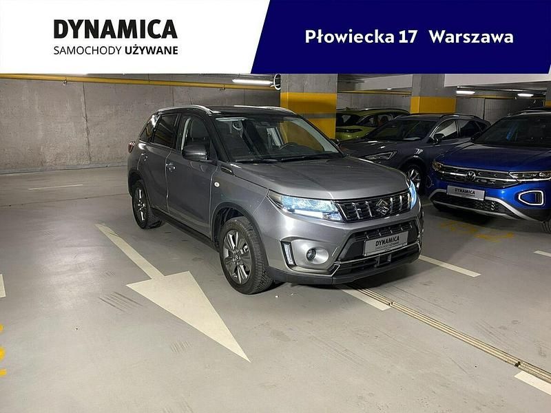 Szary Używany 2024 Suzuki Vitara SUV | 98 900 zł (Drogi) - Obraz 1/4
