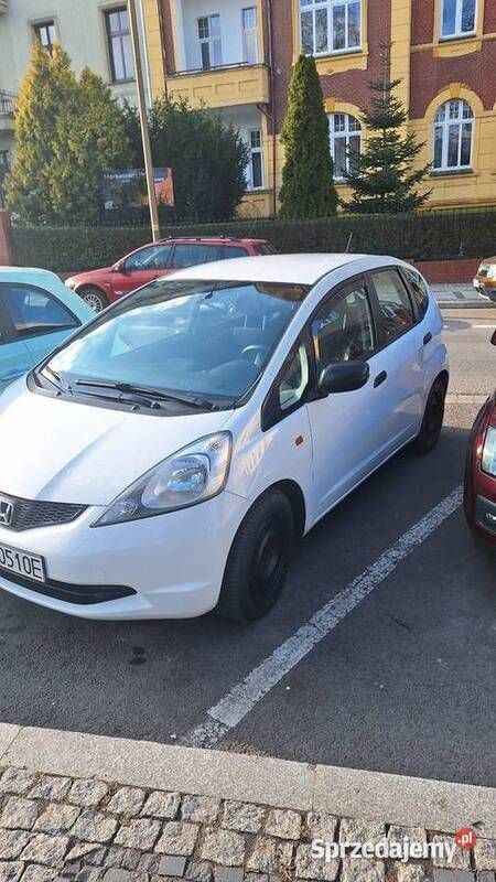 Biały Używany 2010 Honda Jazz Hatchback | 13 500 zł (Uczciwa cena) - Obraz 1/4
