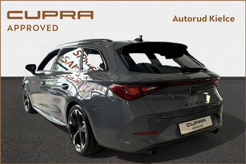 Używany Cupra Leon 245 KM (180 kW) 2023 Szary Sedan/Limuzyna
