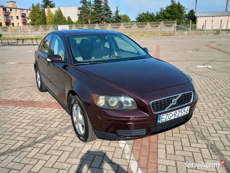 Bordowy Używany 2005 Volvo S40 Sedan/Limuzyna | 12 000 zł (Uczciwa cena) - Obraz 1/4