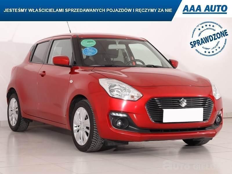 Czerwony Używany 2019 Suzuki Swift | 51 999 zł (Dość drogi) - Obraz 1/4