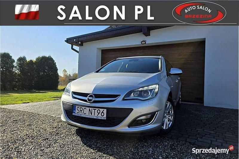 Srebrny Używany 2014 Opel Astra Kombi | 26 900 zł (Uczciwa cena) - Obraz 1/4
