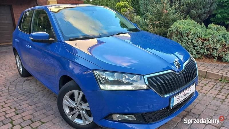 Niebieski Używany 2020 Skoda Fabia Hatchback | 22 900 zł (Dobra cena) - Obraz 1/4