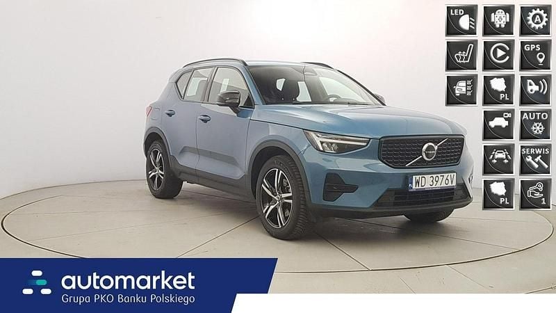Niebieski Używany 2023 Volvo XC40 Plus SUV | 154 850 zł (Drogi) - Obraz 1/4
