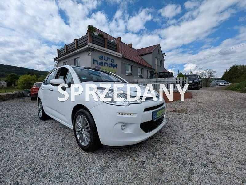 Biały Używany 2015 Citroën C3 Hatchback | 25 500 zł (Uczciwa cena) - Obraz 1/4