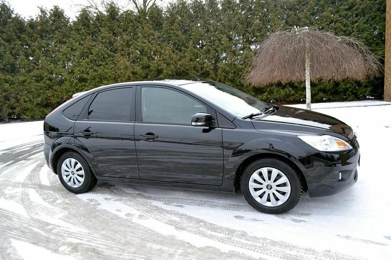 Używany Ford Focus 2011 Czarny Hatchback
