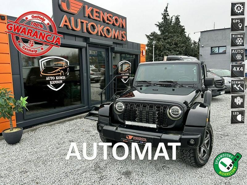 Czarny (metalik, perła) Używany 2008 Jeep Wrangler Sahara SUV | 54 900 zł - Obraz 1/4