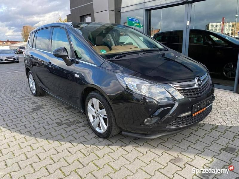 Zielony Używany 2014 Opel Zafira Cosmo Minivan | 35 900 zł (Uczciwa cena) - Obraz 1/4