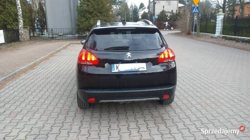 Czarny Używany 2015 Peugeot 2008 SUV | 38 500 zł (Drogi) - Obraz 1/4
