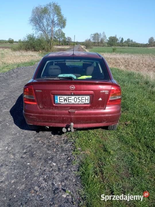 Bordowy Używany 1999 Opel Astra Hatchback | 2900 zł (Uczciwa cena) - Obraz 1/4