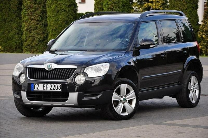 Używany Skoda Yeti 140 KM (102 kW) 2011 Czarny (metalik) SUV