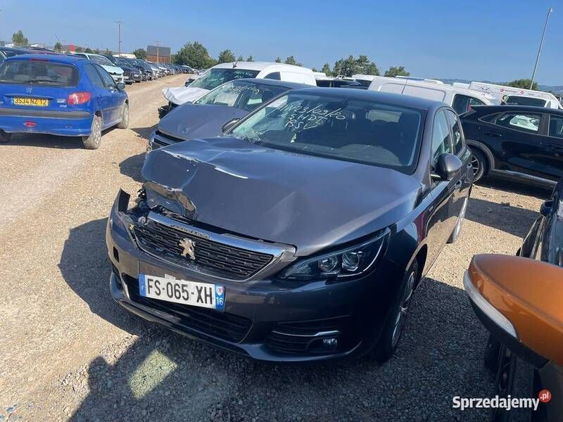 Szary Używany 2020 Peugeot 308 Hatchback | 18 000 zł - Obraz 1/4